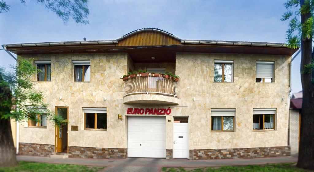 Hotel Euro Panzio Debrecen Exterior foto